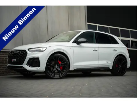 Audi Q5 55 TFSI e 367 pk S-Edition / Pano-Dak/ Adaptive-Cruise/ Matrix-HD/ Keyless/ Massage/ B&O/ Vi