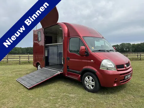 Renault Master 2-paards paardenvrachtwagen MARGE B-rijbewijs