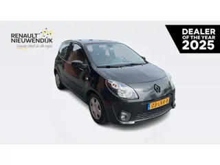 Renault Twingo 1.2-16V 75 Dynamique 91.000KM! INCL. NIEUWE APK l AIRCO l CRUISE CONTROL l RADIO CD M