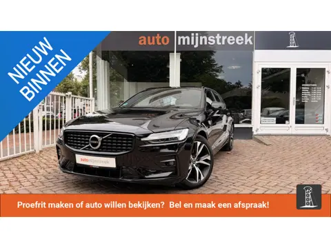 Volvo V60 2.0 B3 R-Design | Panoramadak | Harman Kardon | Black Pack |