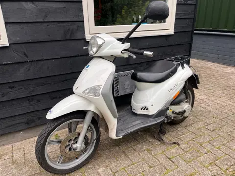 Piaggio Bromscooter Liberty 4takt