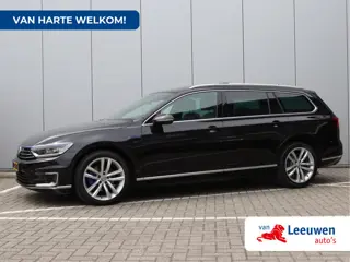 Volkswagen Passat Variant 1.4 TSI GTE Highline | SOH 72,9% | Pano | Trekhaak | Org. NL