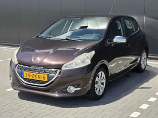 Peugeot 208 1.4 VTi Envy Cruise control