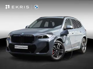 BMW X1 xDrive25e | M Sportpakket Pro | Panodak | Trekhaak | Head-Up | Driving Assistant Plus | Harma