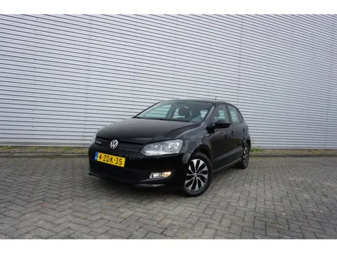 Volkswagen Polo 1.4 TDI BlueMotion Airco / Navi / Cruise / Parkeers. / Elektr. ramen / NAP / Apk t/m