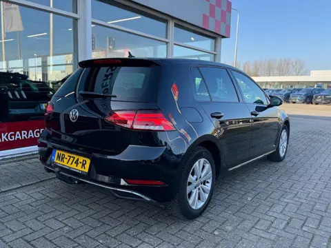 Volkswagen Golf 1.0 TSI Nieuwstaat Dealeronderhouden