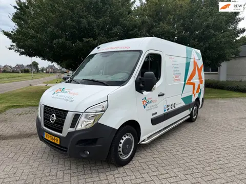 Nissan NV400 2.3 dCi L2H2 Professional Edition 2014