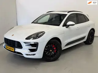 Porsche Macan 3.0 GTS / Pano / Luchtvering / Trekhaak