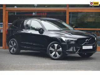Volvo XC60 T6 Hybride AWD Plus Dark LONG RANGE | Panoramadak | Camera | Trekhaak | Pilot-Assist | Me