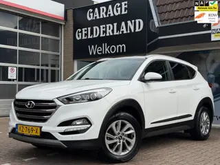 Hyundai Tucson 1.6 | Navi | Camera | Trekhaak | Stoelverw. | Climate | Cruise | Pdc | Isofix | Full-