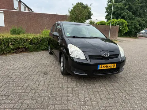 Toyota Verso 1.6 VVT-i Terra