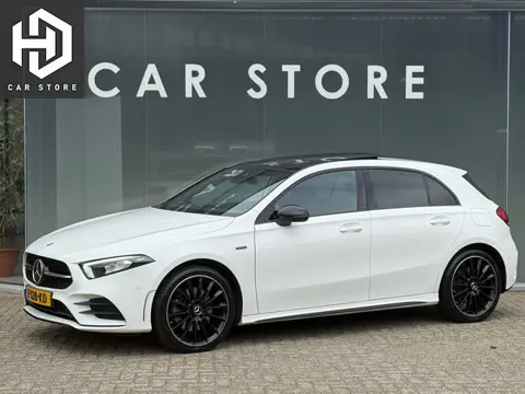 Mercedes-Benz A-klasse 250 e AMG Line Pano|Sfeer|19Inch|Adap Cruise|Burmester