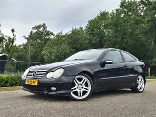 Mercedes-Benz C-Klasse Sportcoupe 230 K. (bj 2002)