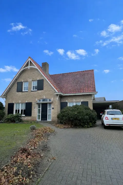 Woning aan de Vorenseindseweg te Sprundel