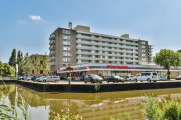 Woning aan de Kostverlorenhof te Amstelveen