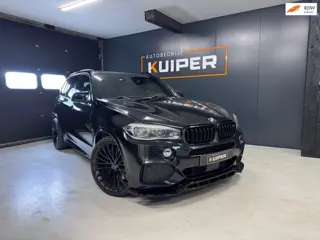 BMW X5 M50d Compleet M Pano Black edition