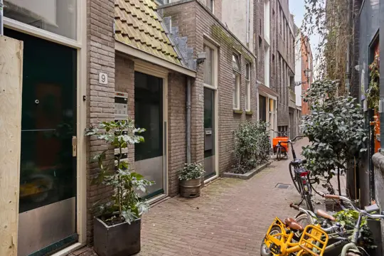 Woning aan de Heintje Hoekssteeg te Amsterdam