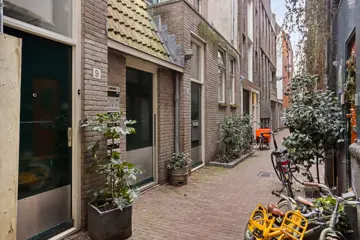 Woning aan de Heintje Hoekssteeg te Amsterdam