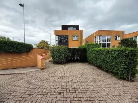 Woning aan de Bovenkerkerweg te Amstelveen
