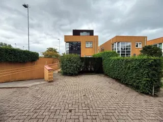 Woning aan de Bovenkerkerweg te Amstelveen