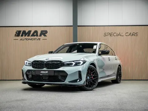 BMW 3-serie M340i xDrive | M-Performance Pack | M-stoelen | Head-Up | Carbon inleg | 20'' velgen | S