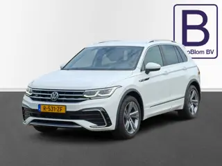 Volkswagen Tiguan 1.5 TSI R-Line Business+ /Prachtige auto!/Trekh./Digi Dash/Camera/Carplay/Led/19"/