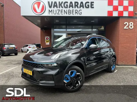 Lynk & Co 01 1.5 // INFINITY SOUND // SCHUIF-KANTELDAK // NAVI+CARPLAY // ELEK. ACHTERKLEP // ADAPTI