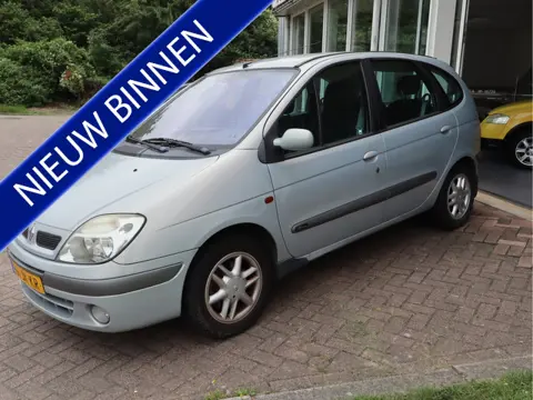 Renault Scénic 1.6-16V Expression Sport Zo Mee! (bj 2002)