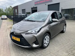 Toyota Yaris 1.0 VVT-i Energy NAVI / CAMERA / CRUISE C. / NED. AUTO