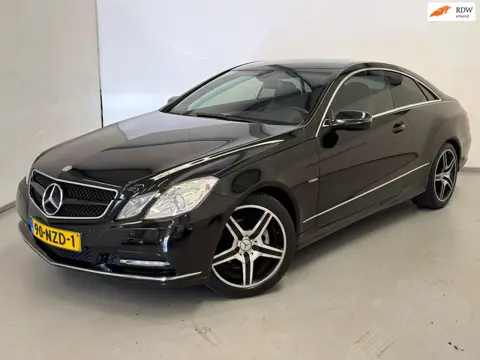 Mercedes-Benz E-klasse Coupé 250 CGI Elegance / Xenon / Leder / Stoelverwarming
