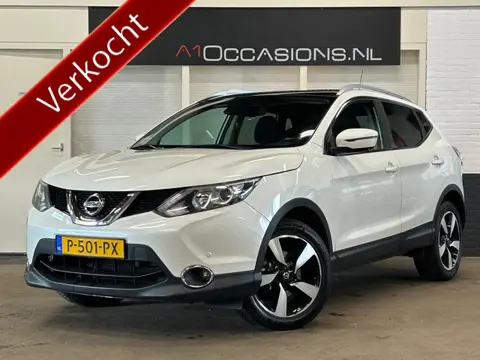 Nissan QASHQAI 1.2 Connect Edition + NAVI + PANODAK !!