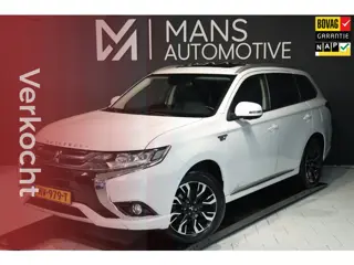 Mitsubishi Outlander 2.0 PHEV instyle+ / SCHUIFDAK / ACC / 360 / KEYLESS / STUUR+STOELVERW