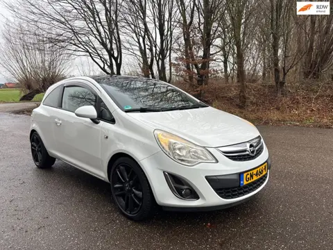 Opel Corsa 1.4-16V Color Edition | Sport | Airco | 17 inch | APK 03-2027!