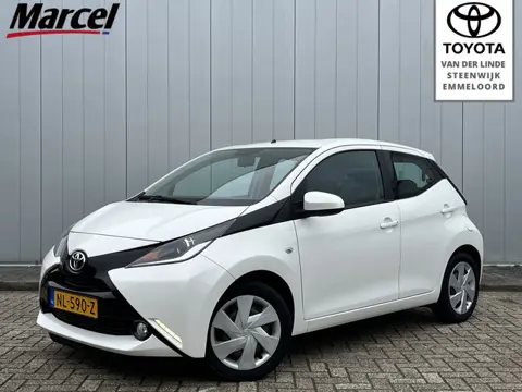 Toyota Aygo 1.0 VVT-i X-Play Airco Camera NL Auto Dealer onderhouden