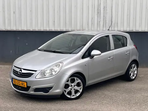 Opel Corsa 1.4-16V Business | 5drs | 90PK | Nieuwe APK | 16 Inch Sportwielen | Airco | Privacy | Nav