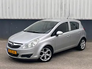 Opel Corsa 1.4-16V Business | 5drs | 90PK | Nieuwe APK | 16 Inch Sportwielen | Airco | Privacy | Nav