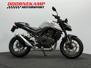 Honda CB 750 HORNET (bj 2025)