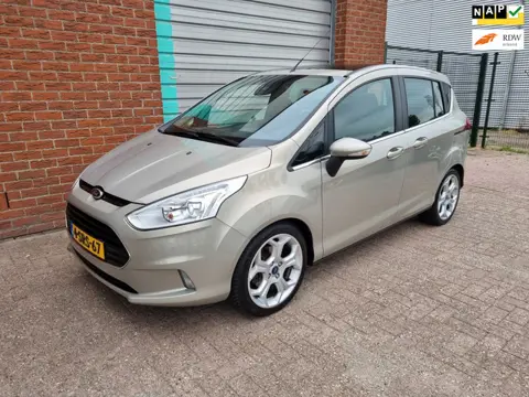 Ford B-Max 1.0 EcoBoost Titanium Bj:2013 NAP!