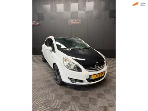 Opel Corsa 1.2-16V Colour Edition | Airco | Nieuwe APK |