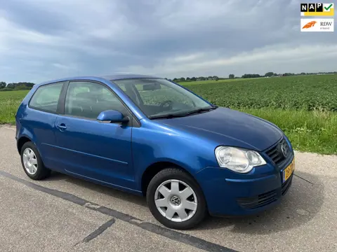 Volkswagen Polo 1.4-16V Comfortline / 60.000km nap