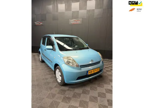 Daihatsu Sirion 2 1.3-16V Comfort | Carplay | Nieuwe APK |