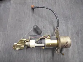 BRANDSTOFPOMP Suzuki DL 1000 V STROM 2002 - 2004