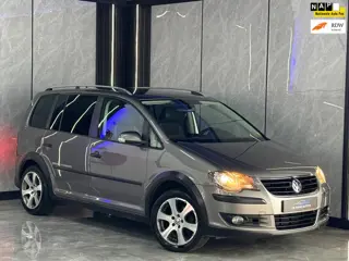 Volkswagen Touran 1.4 TSI Cross |7p|CarPlay|Cruise|Trekhaak|Xenon|elek. Ramen|Nap|Boekjes