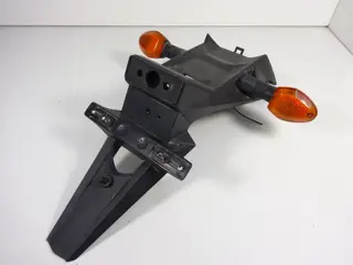 KENTEKENPLAATHOUDER Suzuki GSR 750 2011 - 2016
