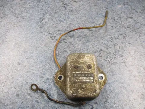 SPANNINGSREGELAAR Suzuki GS 750 1970 - 2012