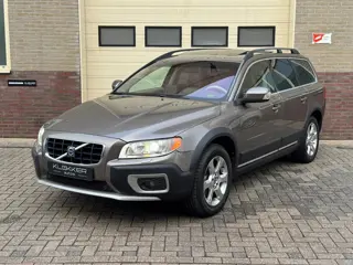 Volvo XC70 3.2 Summum Schuifdak|Navi|Memory|Xenon|Trekhaak