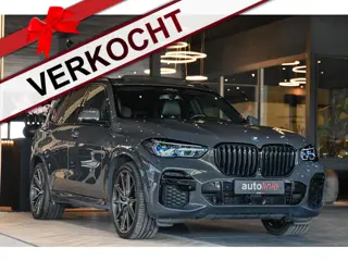 BMW X5 xDrive45e M-Sport, Massage, Laser, 22" Vossen, Comfort, Shadow, Luchtvering, Trekhaak, Pano, 