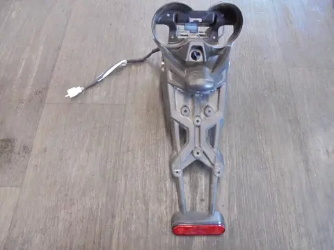 KENTEKENPLAATHOUDER Moto Guzzi V85 TT 2019 - 2021