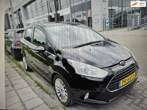 Ford B-Max 1.0 EcoBoost Titanium