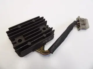 SPANNINGSREGELAAR Kawasaki EL 250 1988 - 1995